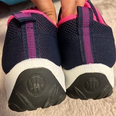 新品未使用☆ランニングシューズの画像