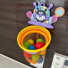 アンパンマン お風呂で玉入れ