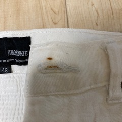 abordage 白パンツの画像