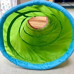 イケア BUSA ブーサ プレイトンネル 401.920.16 長さ: 145 cm 直径: 46 cmの画像