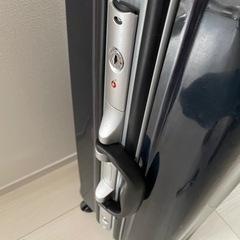 キャリーケース の画像