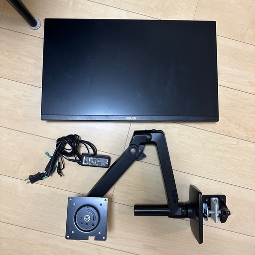 ASUS ゲーミングモニター　23.8インチ モニターアーム付き
