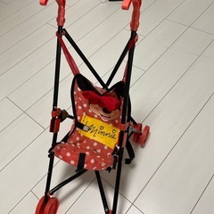 おもちゃのベビーカー
