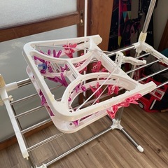 【美品】室内物干し　洗濯ラック　ハンガー付きの画像