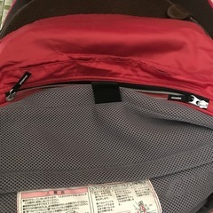 抱っこひも中古❗️とても綺麗です。ポッケもついてますが宜しく御願い致します。の画像