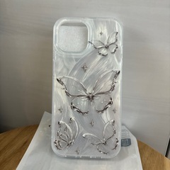 新品　iPhone14、iPhone15 蝶々ケースの画像