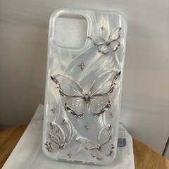 新品　iPhone14、iPhone15 蝶々ケースの画像