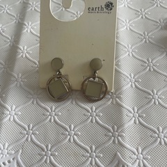 全部アースの商品イヤリングの画像