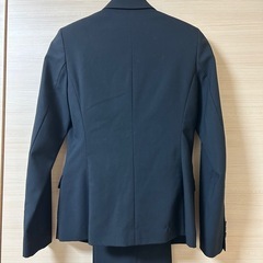 リクルートスーツ　レディース　大学生　COMME CA ISMの画像