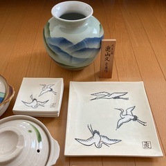 丸皿、角皿、土鍋、九谷焼花瓶　などまとめ売りの画像