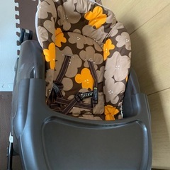 コンビ　ハイローチェア