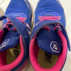 子供のスニーカー　17.5-18くらいの画像