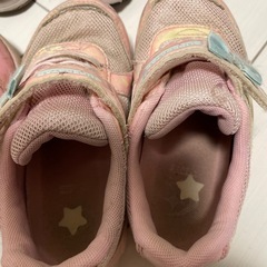 子供のスニーカー　17.5-18くらいの画像