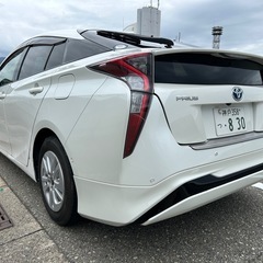 コミコミ価格　トヨタ　プリウス　車検令和7年8月　乗って帰れますの画像