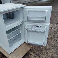 まりも アビテラックス 2ドア冷蔵庫 AR-951 2023年製 90L 2ドア冷凍冷蔵庫 アビテラックス 【通販モノタロウ】