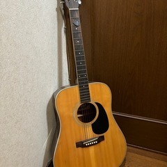 古びたギター