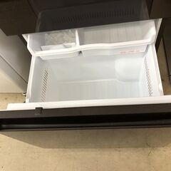 値下げしました！パナソニック Panasonic 冷蔵庫 NR-C374GC 2023年製 高年式 .ガラストップ インテリア 大型冷蔵庫 幅59cm 365L ファミリータイプ 大容量 3ドア 右開き 野菜室が真ん中 自動製氷機能　スリム おしゃれ クリーニング済 堺市 石津【ジャングルジャングル石津店】の画像