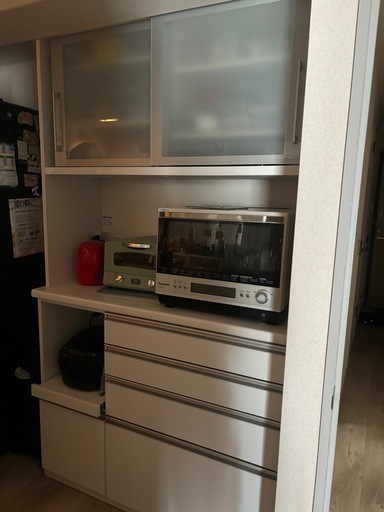 【キャンセルのため至急お相手を探しています】食器棚　キッチンボード