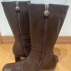 courreges クレージュ  ブラウンブーツ　23cmの画像