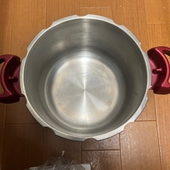 T-fal ティファール　圧力鍋　5回未満使用の画像