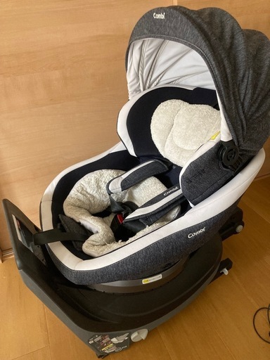 コンビ　チャイルドシート