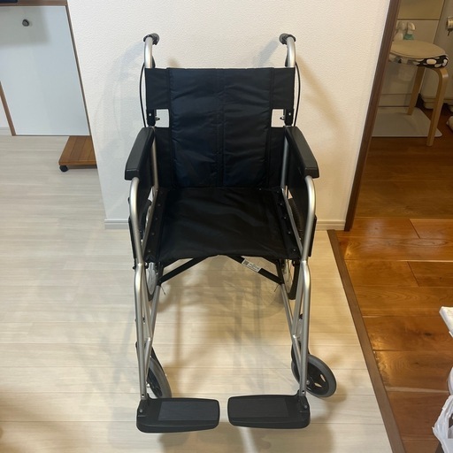 お取引決定　折りたたみ車椅子