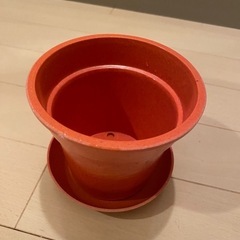 ECOFORMSプラントポット、オレンジ(鉢皿付き)の画像