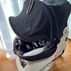 エールべべ　回転式　クルットNT2 チャイルドシート