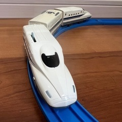 プラレール　N700系　のぞみ　新幹線　動力車　駅舎　直線レール　曲線レール　ストップアンドゴーの画像