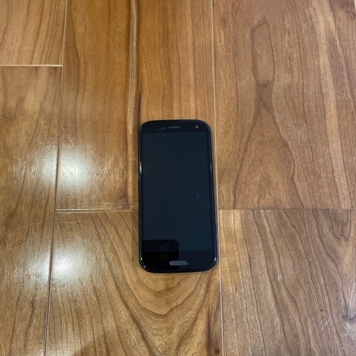 docomo携帯電話　F-52B