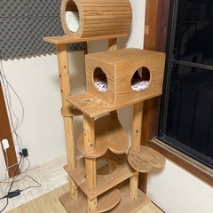 キャットタワー 木製の画像