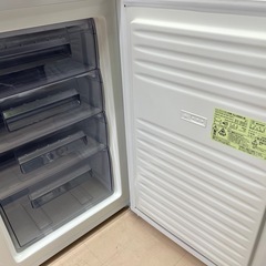 美原店　SHARP 冷凍庫　2018年製 FJ-HS9X-W 引き出し式　86L 耐熱トップ　電子レンジも置けます♪ の画像