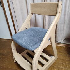 学習椅子の画像