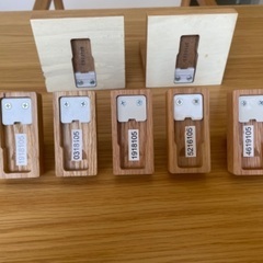 お取引中　壁に付けられる家具の画像