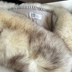お譲り先決まりました！ 美品です成人式に使いました！SAGA  FOX本物のファーですの画像