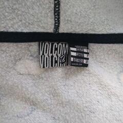 [ネット決済可] VOLCOM ヴィンテージ フード付きパーカー Sの画像