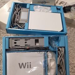 wii本体、wiifit、カセット７本、マリオカートの画像
