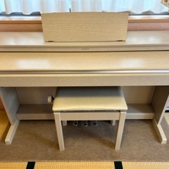 YAMAHA 電子ピアノ　88鍵 ライトグレー 椅子付き