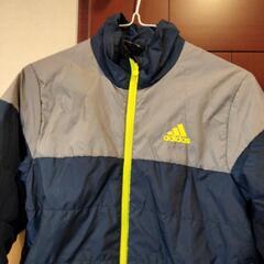 ほぼ未使用　アディダス　薄手ダウン　150の画像