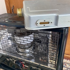 ストーブ　大型　トヨトミの画像