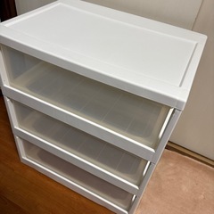 3段チェストの画像