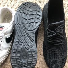 スニーカーの画像