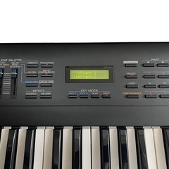 現状品 Roland ローランド キーボード JV-50 シンセサイザー 鍵盤 ハードケース 電源アダプターありの画像