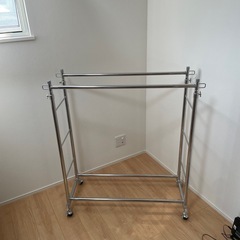 【取引相手決まりました】ハンガーラック2こ 2段 洋服掛け キャスター付き 幅100cmの画像
