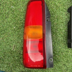 ジムニー jb23純正テール
の画像