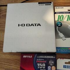 ①②SDHC16G.USB.LAN.ポータブルDVDまとめて未使用品の画像
