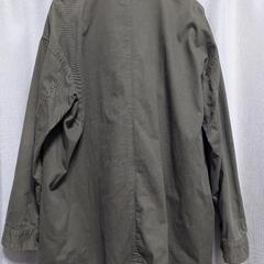 Zara カーキ　ジャケットの画像