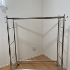 【取引相手決まりました】ハンガーラック2こ 2段 洋服掛け キャスター付き 幅100cmの画像