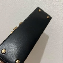 【美品】Charles & Keith 2wayハンドバッグの画像