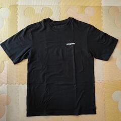 Patagonia（パタゴニア）ブラックTシャツ